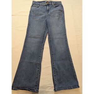 Ultra High-Rise Crop Flare Jeans Women’s 8 W29 28” Inseam Light Wash